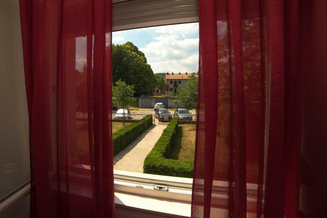Apartment Ines Сини Екстериор снимка